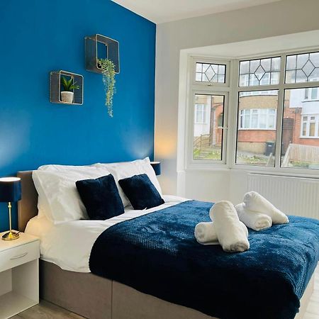 Sariyu Space Luton Hotel Luton  Kültér fotó