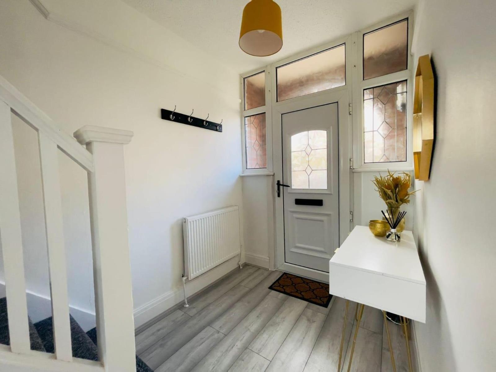 Sariyu Space Luton Hotel Luton  Kültér fotó