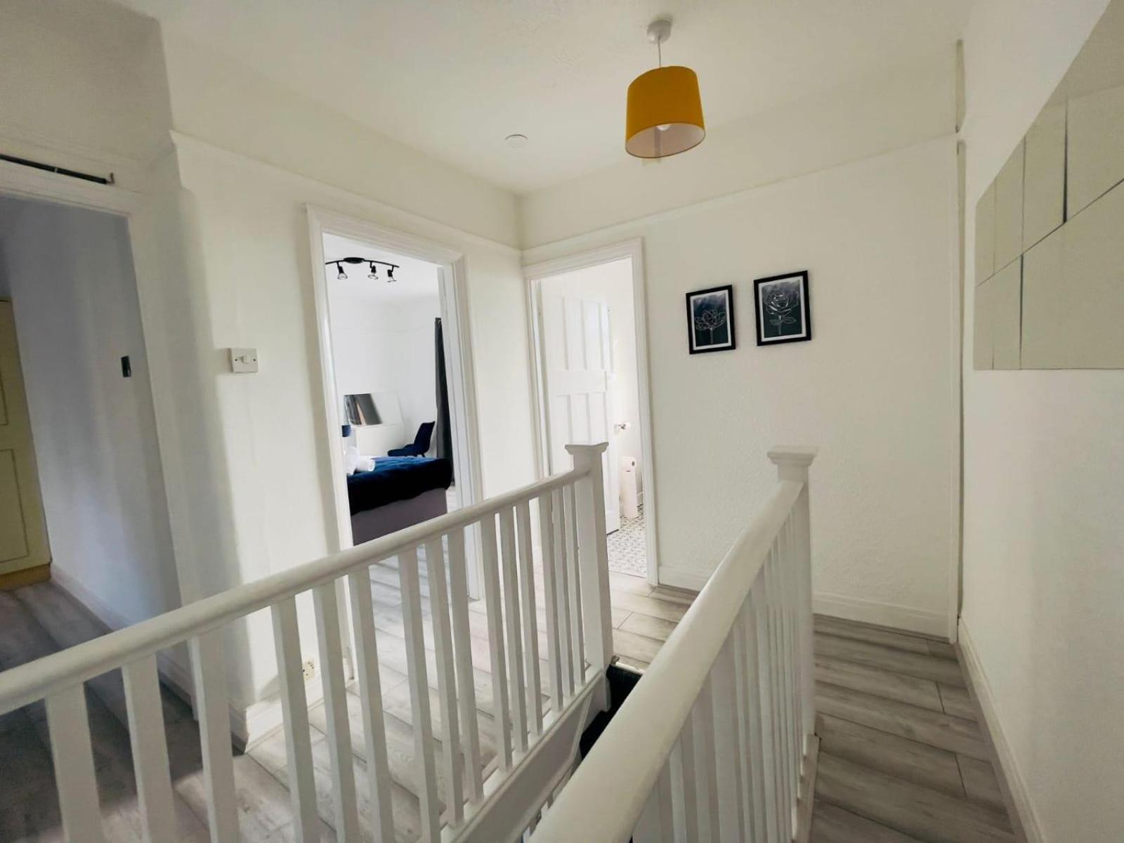 Sariyu Space Luton Hotel Luton  Kültér fotó