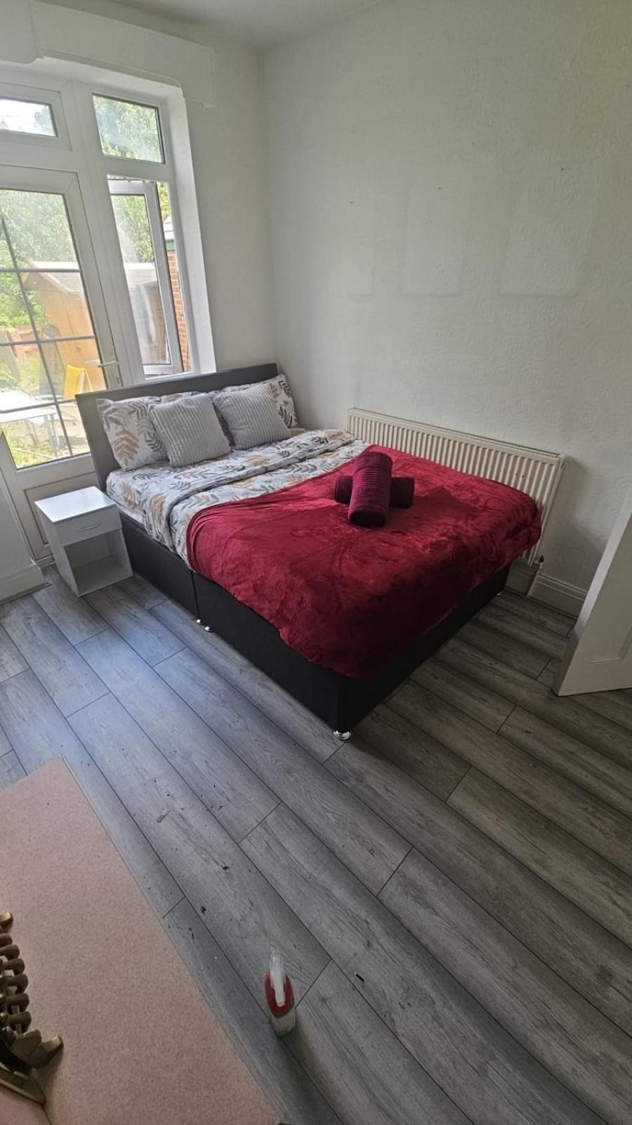Sariyu Space Luton Hotel Luton  Kültér fotó